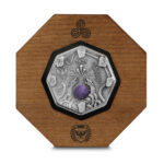 Sběratelská investiční mince 10 Mark Witchcraft Herbalist 2 oz Ag 2025 High Relief, ametyst, UV efekt - Obrázek 5